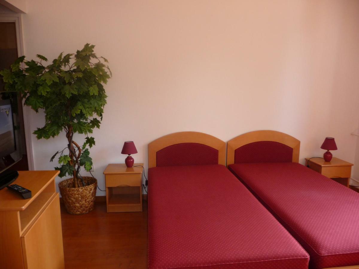 Balaton Art Guesthouse Balatonszárszó Exteriör bild